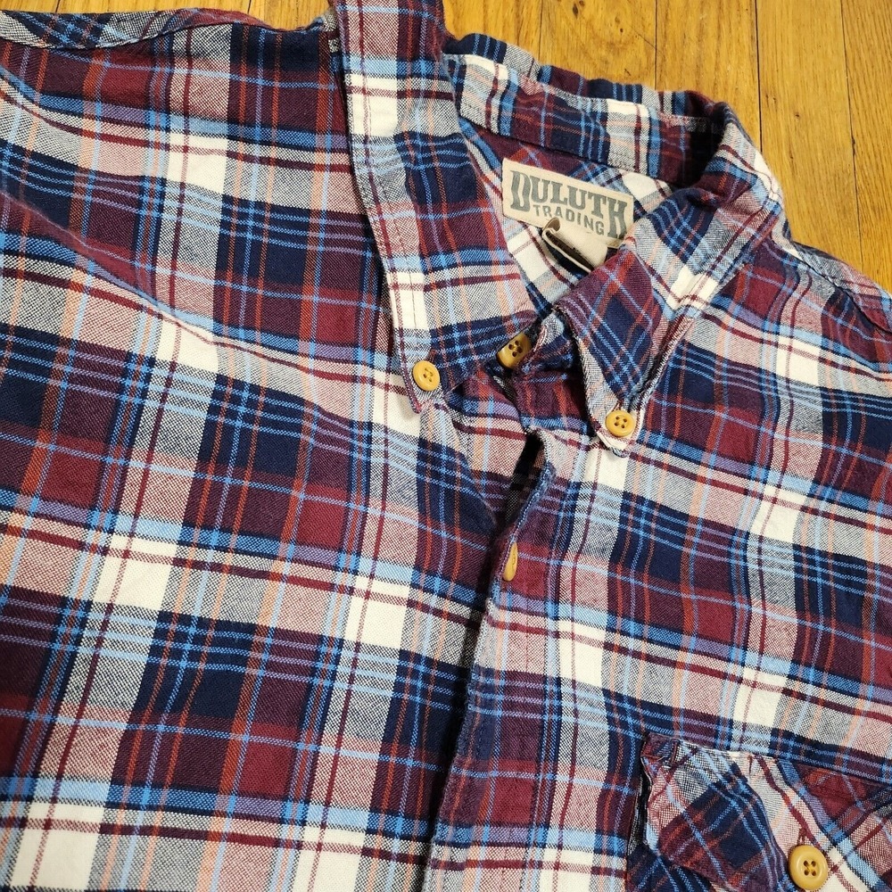 Duluth trading co flannel plaid‎ button down